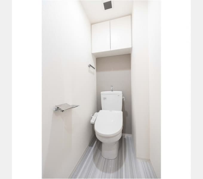 Room image 8