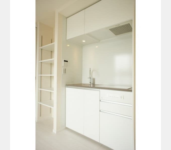 Room image 8