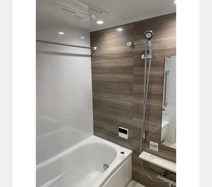 Room image 12