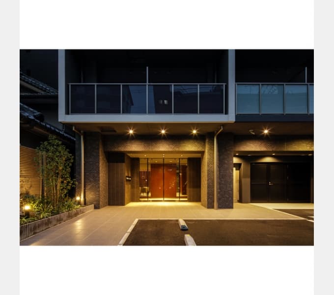 Main exterior of Comforia Live Shin-Osaka Q