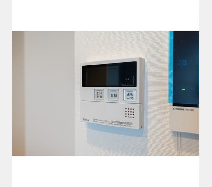 Room image 12