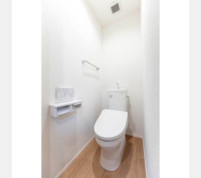 Room image 11