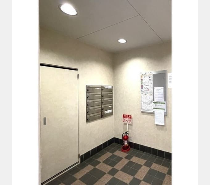 Room image 9
