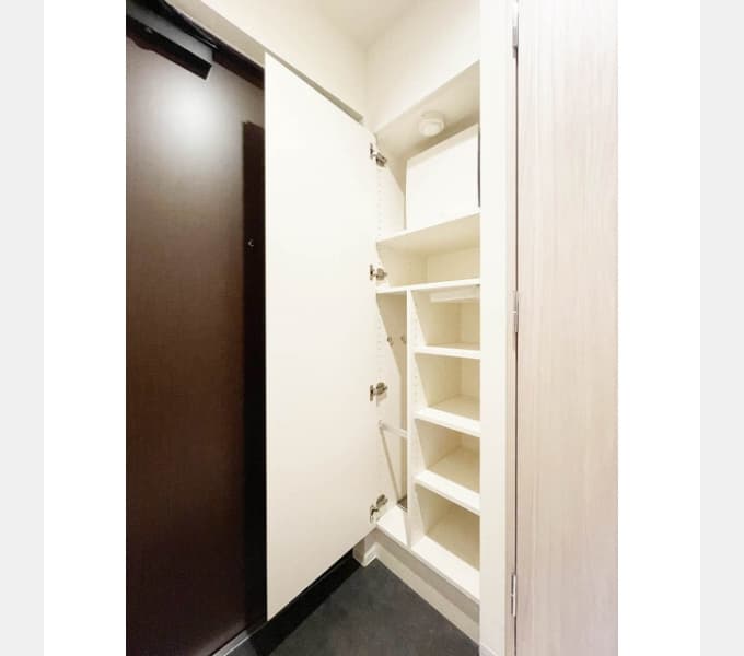 Room image 14