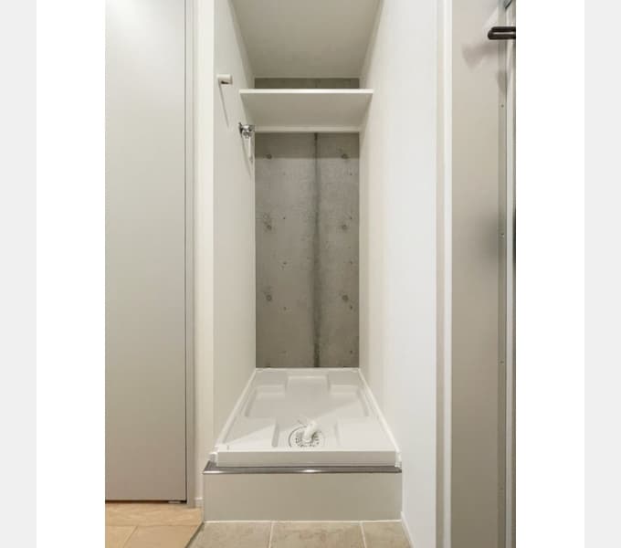 Room image 13