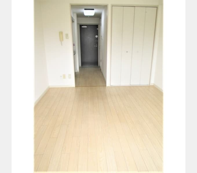Room image 16
