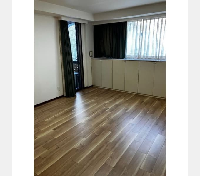 Preview interior of Palace Side Sanbancho