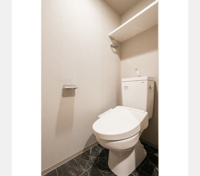 Room image 8
