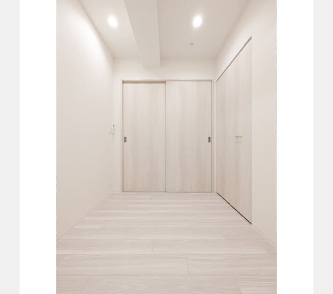 Room image 16