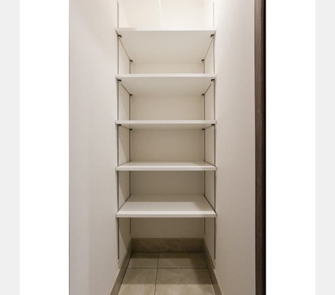 Room image 13