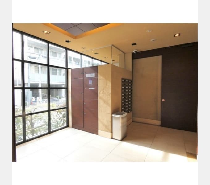 Room image 13