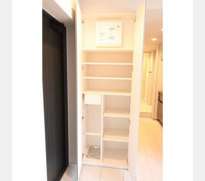 Room image 14
