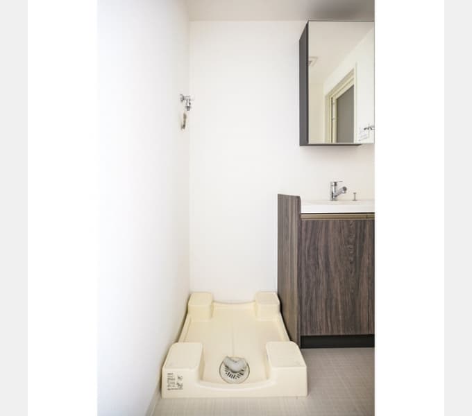 Room image 12