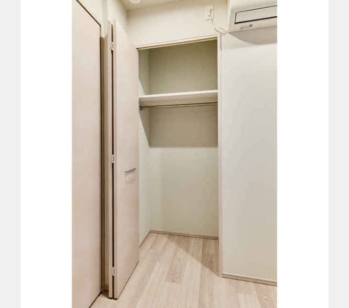 Room image 15