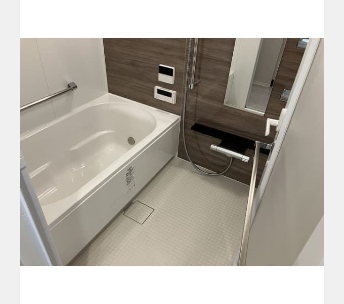 Room image 13