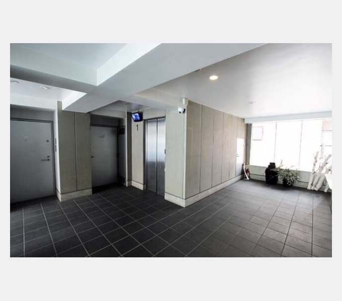 Room image 10