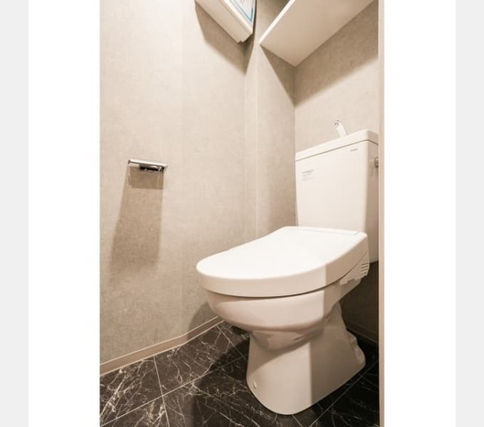 Room image 8