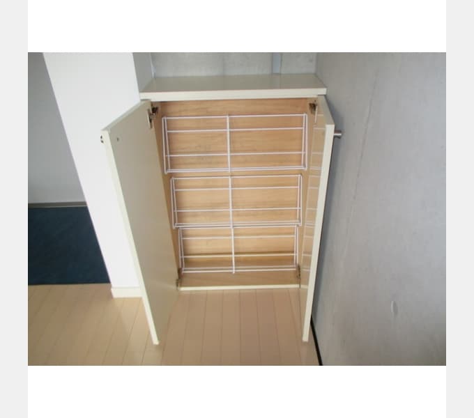 Room image 16