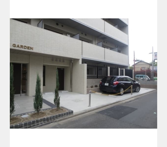 Main exterior of PIERIS GARDEN