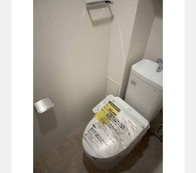 Room image 14