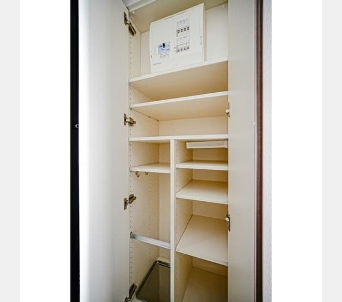 Room image 9