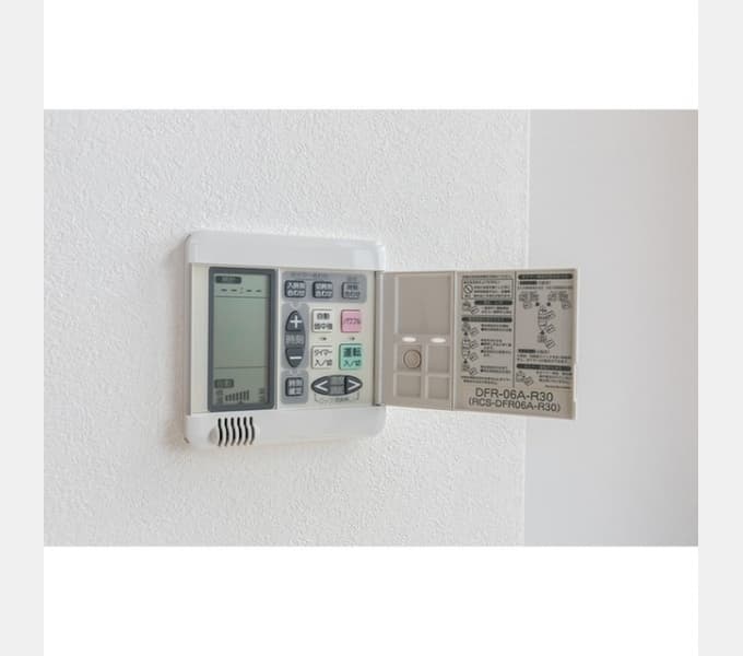 Room image 12