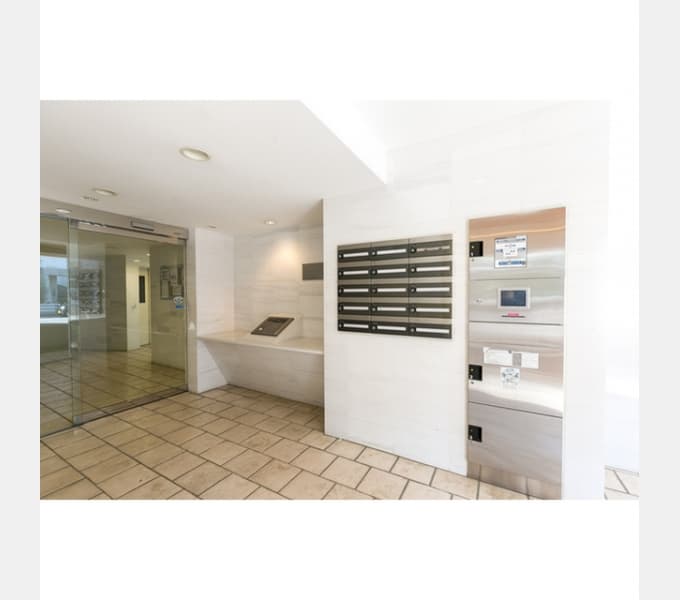 Preview interior of Clover House Saginuma