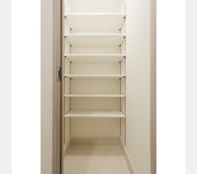 Room image 14