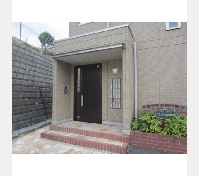 Room image 13