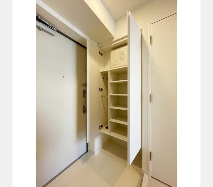 Room image 13