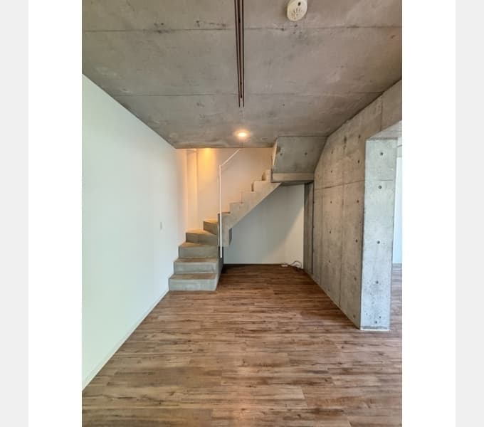 Room image 16