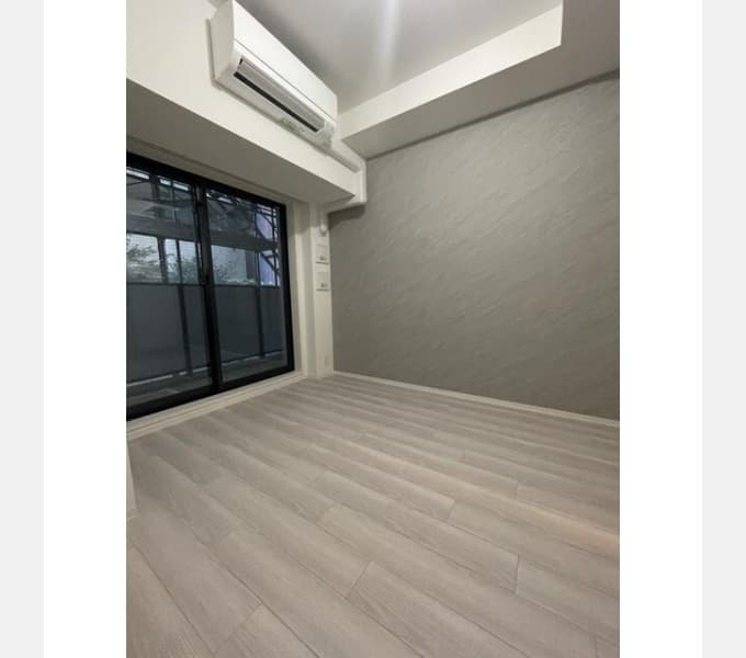 Room image 15