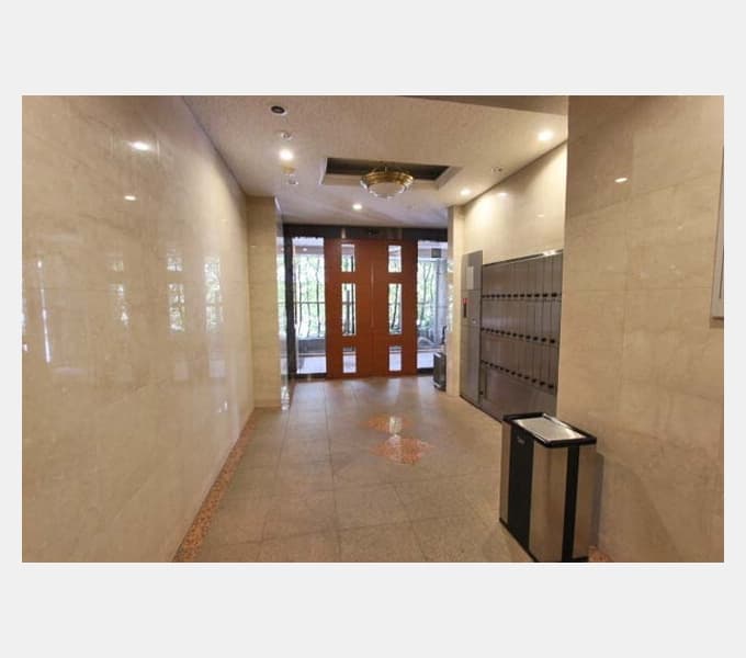 Room image 10