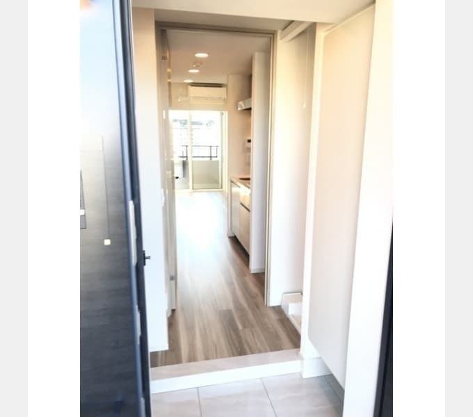 Room image 12