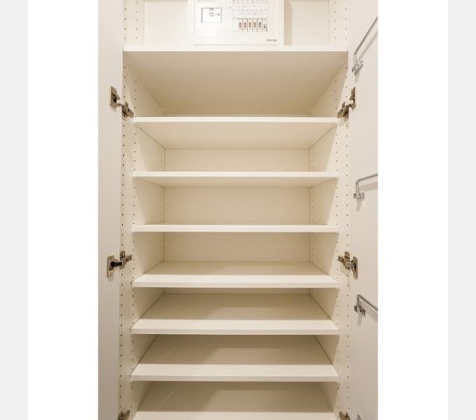 Room image 13
