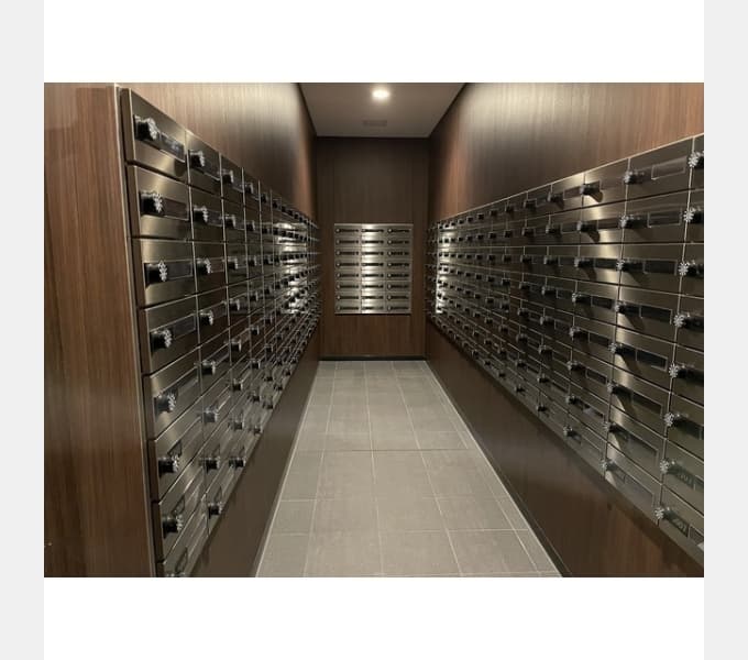 Room image 9