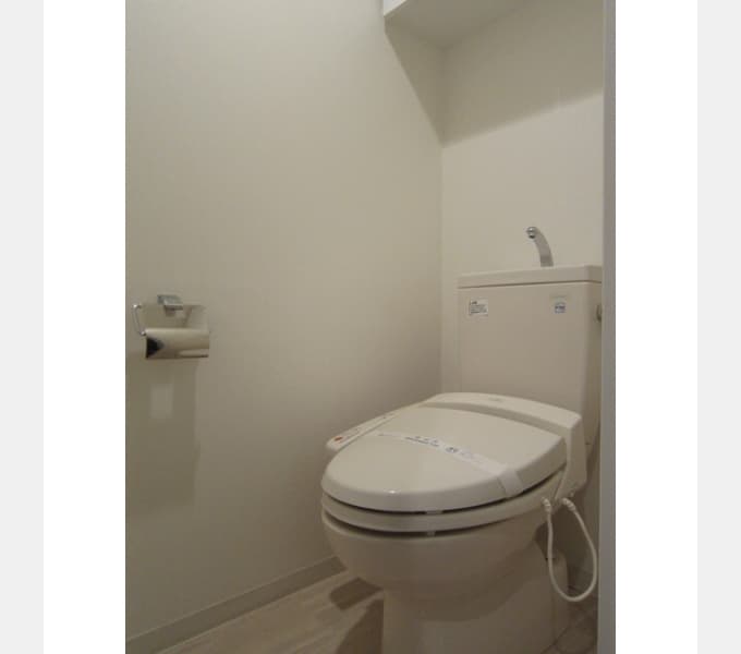Room image 11