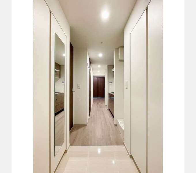 Room image 10