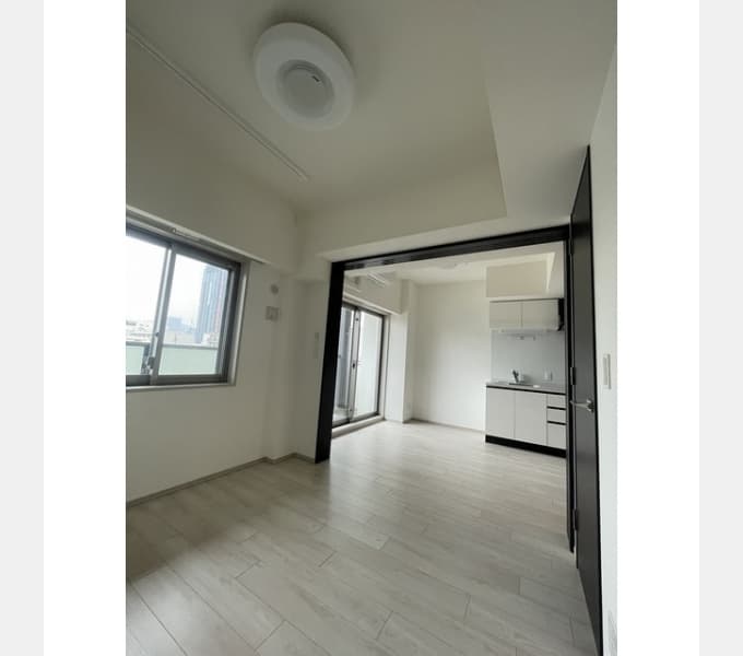 Room image 15