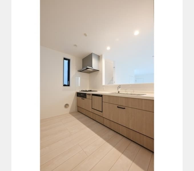 Room image 15