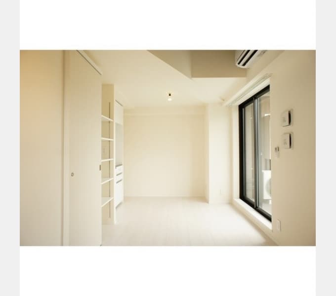 Room image 11