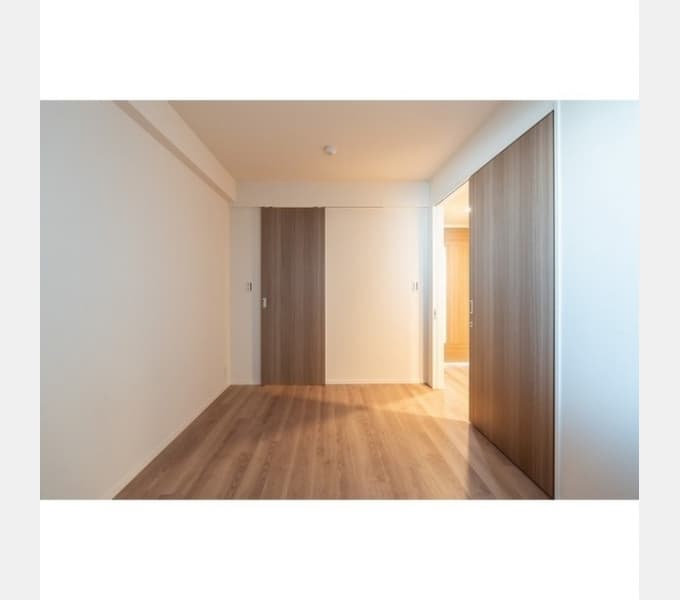 Room image 15