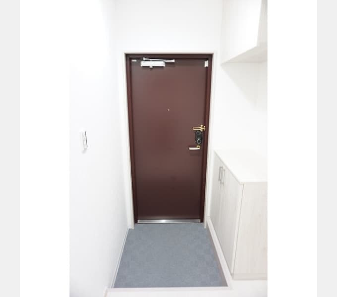 Room image 8