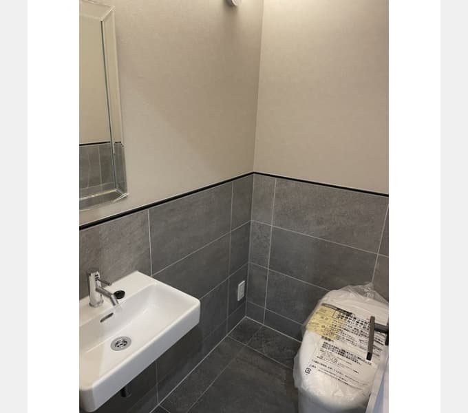 Room image 8