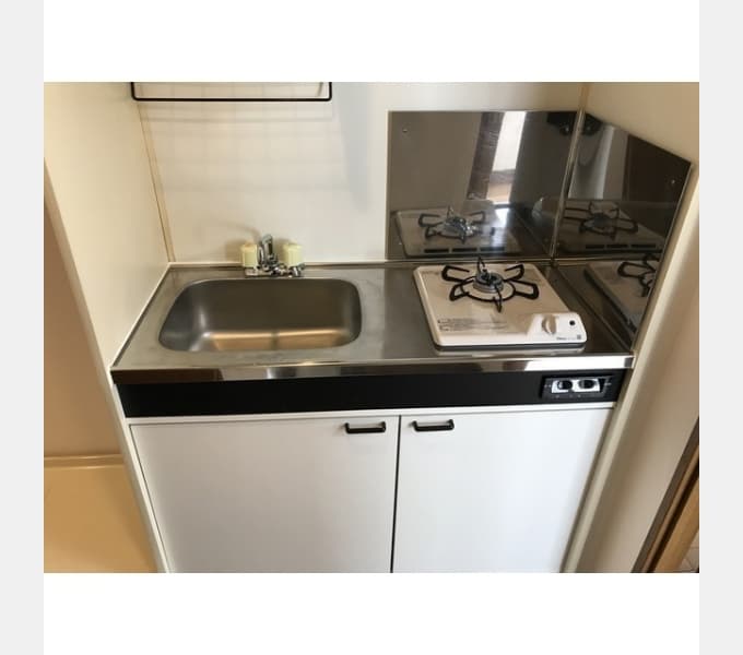 Room image 12