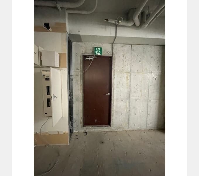 Room image 13