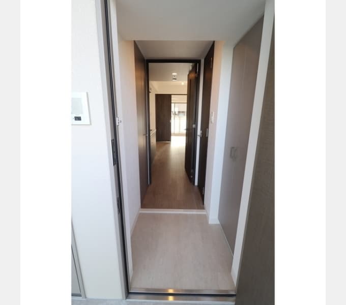 Room image 16
