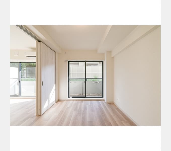 Room image 14