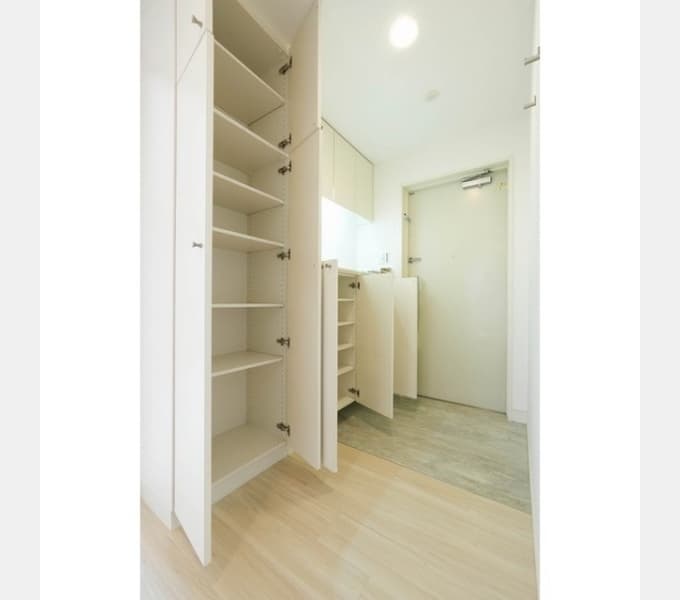 Room image 14
