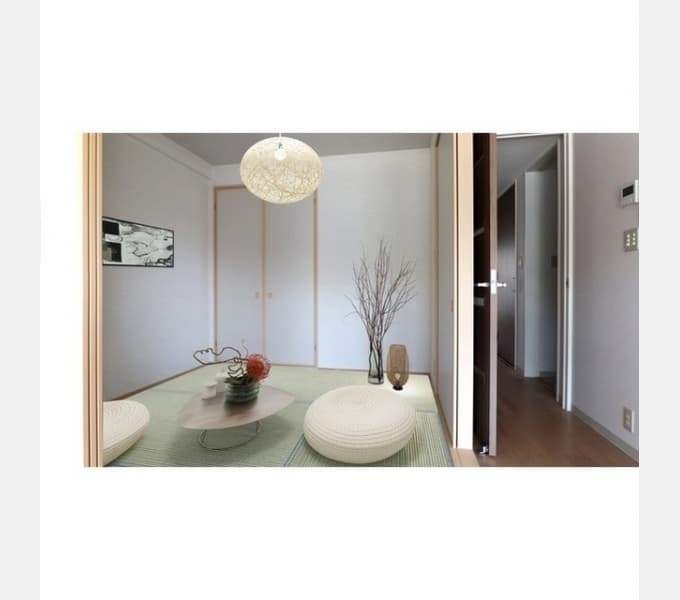 Room image 8